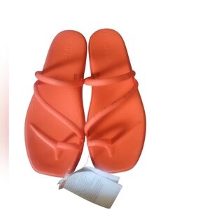 Crocs Women's Miami Toe Loop Beach Orange Sandals W8